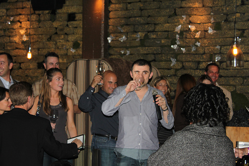SD tWineUp - Gary Vaynerchuk Gary Vaynerchuk doing some wine tasting